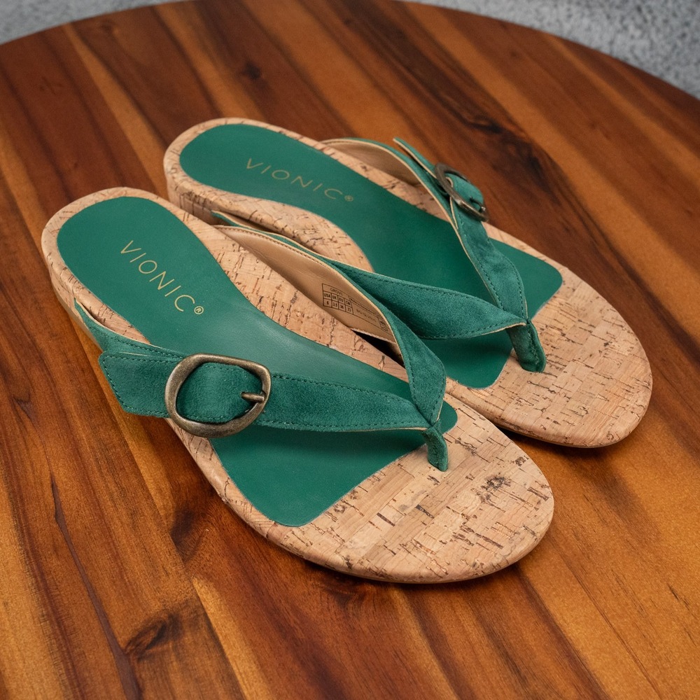 VIONIC Women's Sz 6 Grove Toe Post Sandal, Hunter Green Suede Cork Buckles
